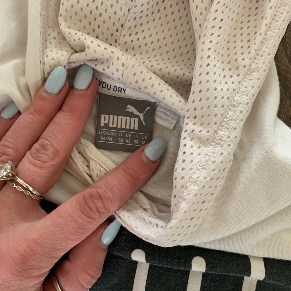 Puma pullover